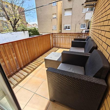 Apartamento Playa Con Piscina Parking Y 2 Habitac Кастелдефелс Екстериор снимка