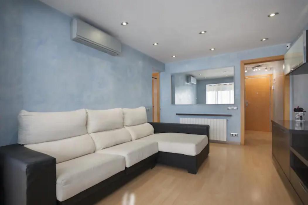 Apartamento Playa Con Piscina Parking Y 2 Habitac Кастелдефелс Екстериор снимка